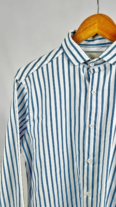 Camisa Italiana Blanca Rayas Celestes ESFR
