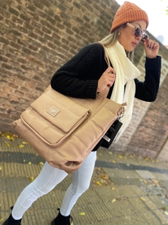 Imagen de Tote simple Now camel