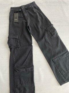 WIDE LEG BLACK CARGO - comprar online