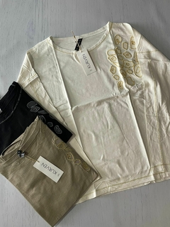 REMERA MARGA KURVEN en internet