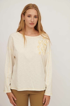 REMERA MARGA KURVEN - comprar online