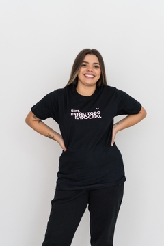 T-shirt Sim, estou todo rabiscado - 893 Collection - comprar online