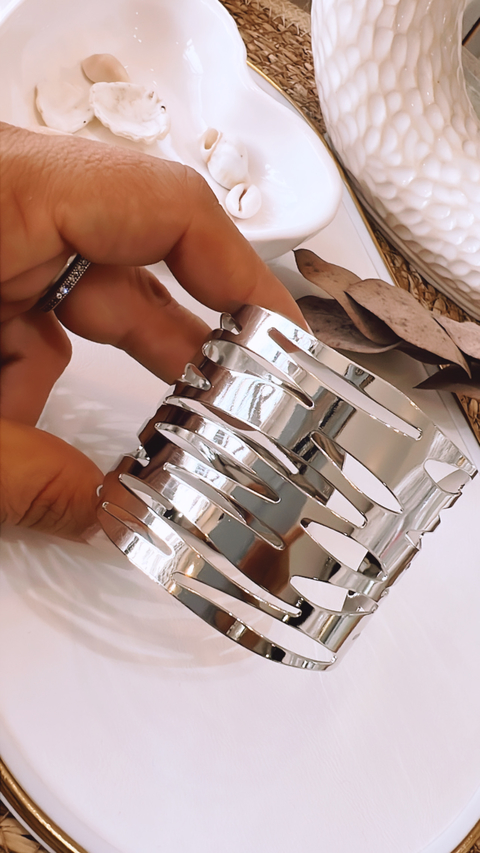 Brazalete escalava Artemisa plateado