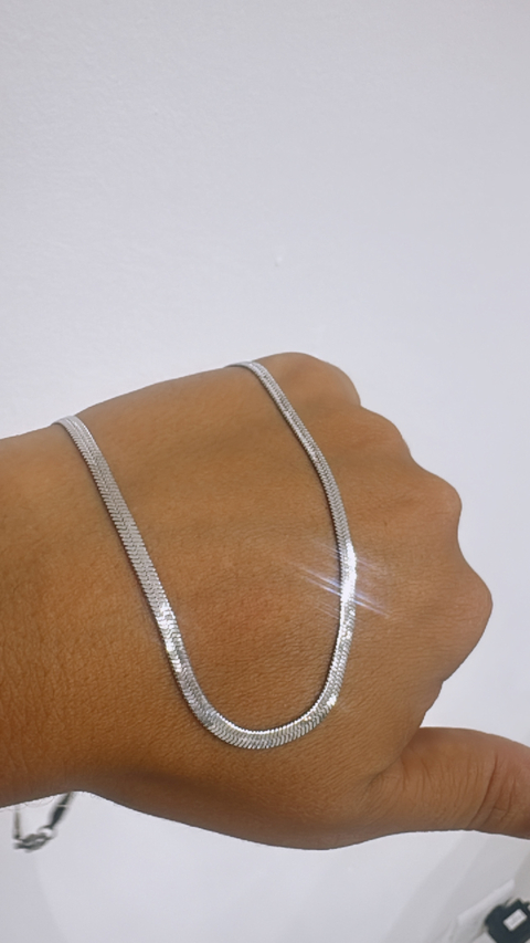 AQ Collar Flat - comprar online