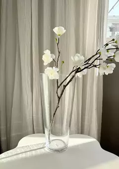 Florero vidrio cónico