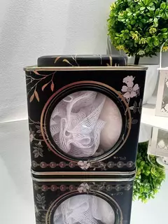 LATA KALA EMPORIUM CON JABÓN LABRADO Y ESPONJA - comprar online