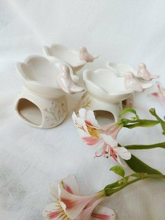 Hornito con pajaritos y florcitas pintadas en internet