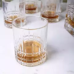 SET X 4 VASOS DE WHISKY Y BOTELLON