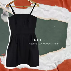 Vestido de coctel negro importado. Fendi