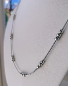 cadena colita de raton y bolitas x3 (45 a 50 cm)