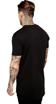 Camiseta Frases Cerveja Carnaval Long Line Oversized - comprar online