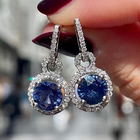 Aretes azul