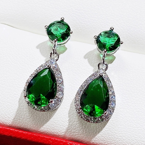Aretes verde