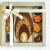 Caixa de bombons com coelhos e flores. - comprar online