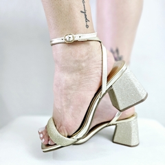 SANDÁLIA FEMININA METALIZADA OURO - 4515-85693 - comprar online
