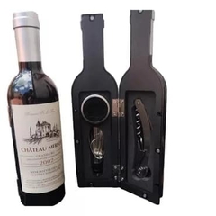 Set De Vino En Forma De Botella