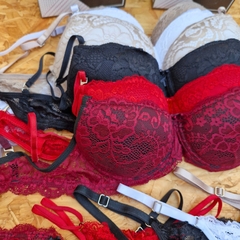 CONJUNTO ARMADO DE ENCAJE CON LESS REGULABLE LINEA GREVIEN ART 1070 TALLES DISPONIBLES 85-90-95-100 - (X MAYOR) - tienda online
