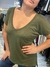 Imagen de REMERA MODAL CON DIJE ATRÁS ESCOTE V (MJ030)