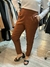 Imagen de PANTALON BERMEJO DE BENGALINA CON PINZA