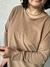 Imagen de SWEATER BRIANA MICROPOLAR CON TAJITO EN PUÑO Y X EN ESCOTE