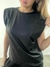 REMERA HOMBRERAS CRASH (3335) - AY CARMELA!
