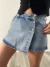 SKORT LORE BOTONES DE COSTADO en internet