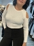 Imagen de SWEATER JENNIFER CON ABERTURA EN HOMBROS