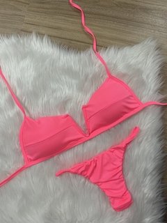 Biquíni Deluxe rosa neon na internet
