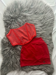 conjunto feminino Natal saia branca lisa HAPPYCAT e cropped corselet corse brilhoso neoprene vermelho na internet