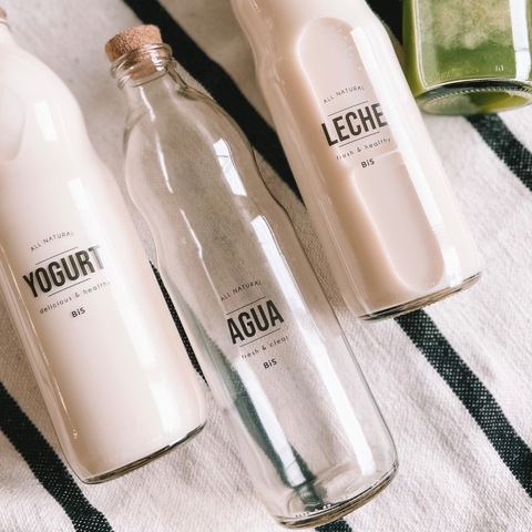 Botellas Cala Agua con Tapa Corcho
