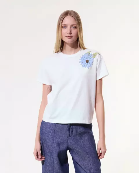 Remera Still Standing