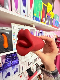 KISS ME - comprar online
