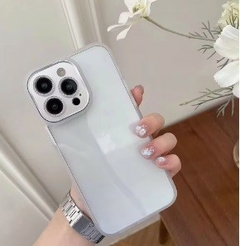 FUNDA IPHONE 15 PRO MAX CANDY CUBRELENTE CON GLITTER en internet