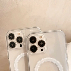FUNDA IPHONE 15 PRO MAX MAGSAFE TRANSPARENTE en internet