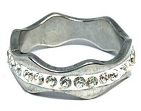 ANILLO SIN FIN DE ACERO CON BORDES DE ONDAS Y CUBICS TRANSPARENTES Nº23