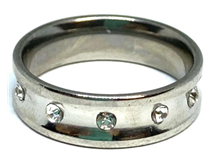 ANILLO CINTA DE ACERO DE 6MM CON CUBICS FRONTALES COLOR TRANSPARENTE Nº30