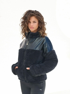 CAMPERA CORDERITO MATELASEADA C/BORDADO (BI40201)