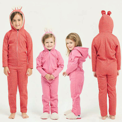 PIJAMA NENA ENTERITO JACKARD CON CAPUCHA Y OREJITA DE OSO (DO01046)