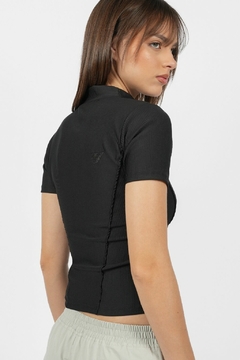 TOP MEDIA POLERA RANGE (TW00495) - comprar online