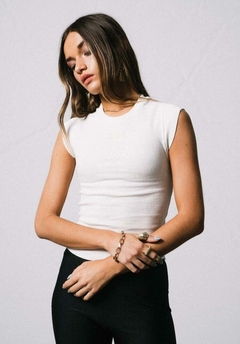 REMERA ZARA MUSCULOSA DE MORLEY (CAREMZA)