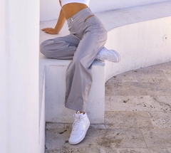 PANTALON ANCHO TIRO ALTO CON ABERTURAS EN LA CINTURA (BI65102) - comprar online