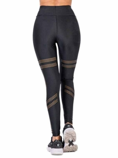 CALZA DEPORTIVA DE LYCRA CON DETALLES EN DORADO (TO05031) en internet