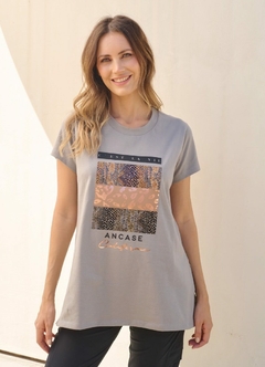 REMERA MANGA CORTA DE ALGODON CON ESTAMPA CALIFORNIA (AC20069) - comprar online