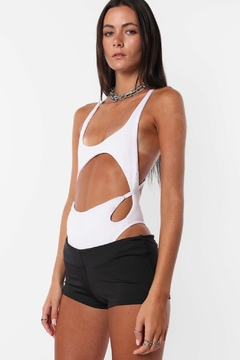 BODY CON ABERTURA DELANTERA Y ESPALDA DESCUBIERTA (TW00200) en internet