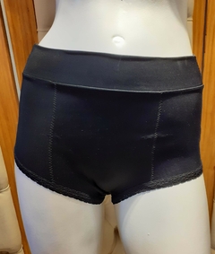 TRUSA SIN PIERNAS DE SATINETTE (PR04700)