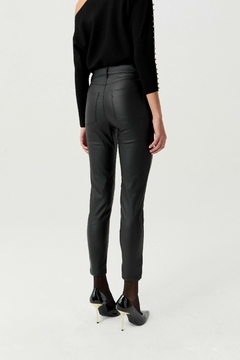 PANTALON NEWTON - MioStore