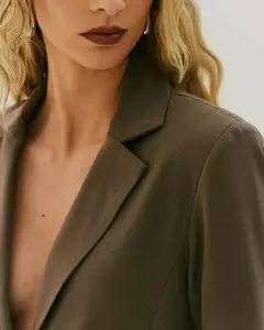 Blazer Gio na internet