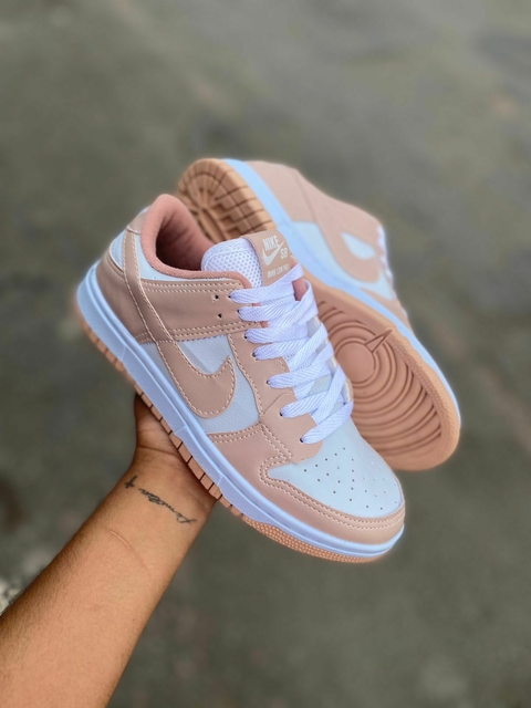 Tênis nike dunk low feminino
