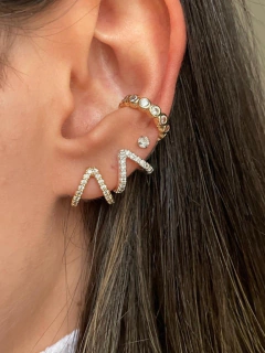 Brinco Cravejado Arya Banhado a Ouro 18k