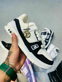 Tênis Louis Vuitton Branco - comprar online